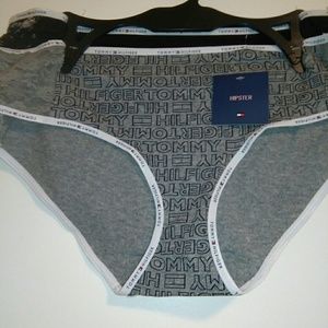 Hipster Tommy Hilfiger Beatiful 🛍🛍🛍😍😘